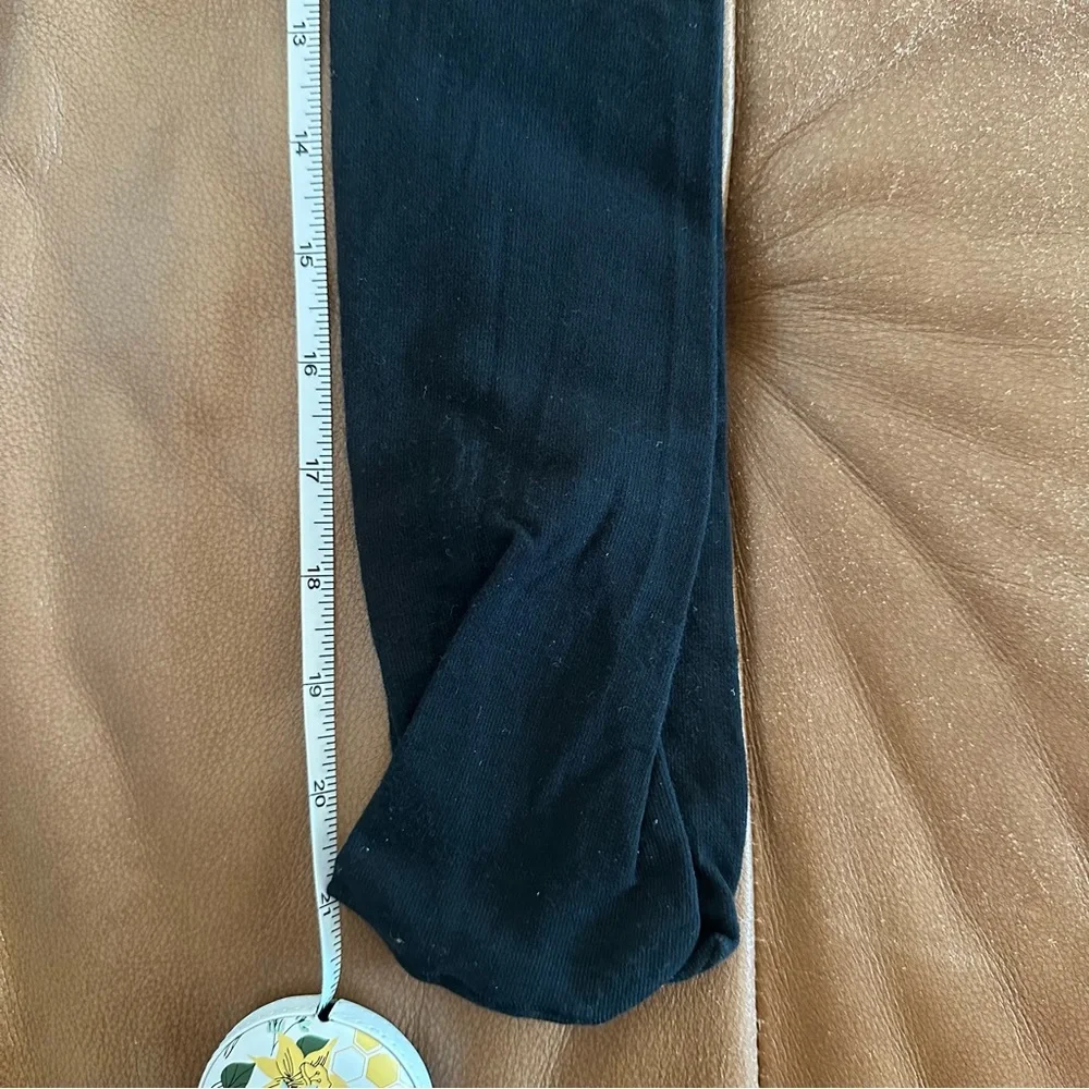 Black tights for a girl 5-8 y.o. (approximately) - Picture 4 of 6